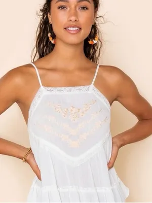 Francesca's White Lace and Nude Embroidery Tank - Size: Small thumbnail 1