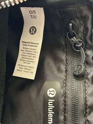 Lululemon Everywhere Crossbody Bag Black New With Tags 2L thumbnail 7