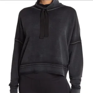 FREE PEOPLE MOVEMENT Lara Pullover Sweatshirt‎ in Black size Small thumbnail 4