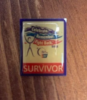 Relay for Life Survivor Vintage Pin Charm American Cancer Society 1 ¼ x 1 (red) thumbnail 1