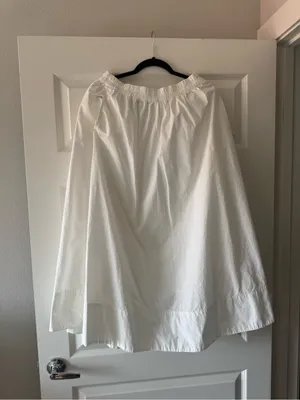 GAP White Maxi Skirt with pockets thumbnail 3