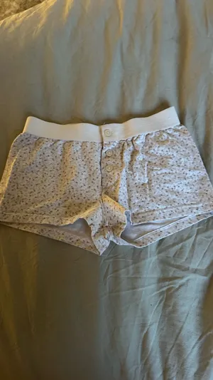 Brandy Melville Shorts thumbnail 2
