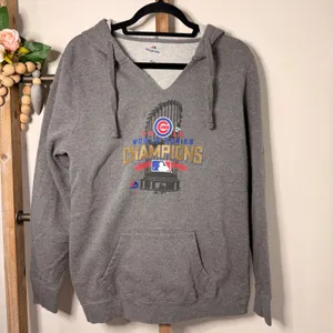 Majestic Chicago Cubs 2016 World Series Champions Hoodie V Neck Gray Size Large thumbnail 2
