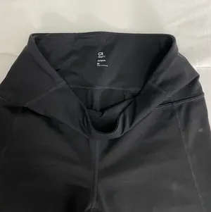 Gap Black Capri Length Leggings thumbnail 6