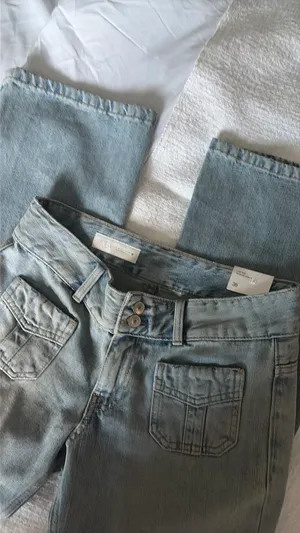 NWT Zara low rise patch pocket flare jeans thumbnail 5
