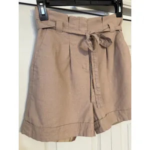 Express Dressy Brown Women's‎ Shorts thumbnail 2
