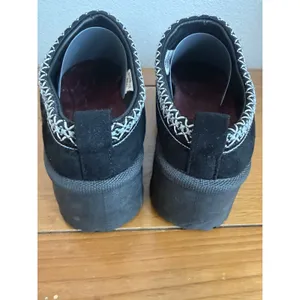 KEEN Women's Black Suede Platform Mule Clogs Slip-On Embroidered Trim Sz 8.5 thumbnail 7
