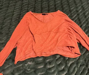 Urban Outfitters Top thumbnail 1
