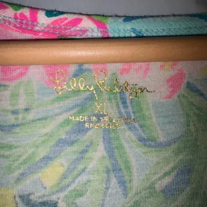 Lilly Pulitzer XL Henley Top Long Sleeve Tropical Floral Citrus Print Blue Pink thumbnail 5