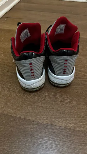 Jordan Max Aura 2 Sneakers Shoes Men’s Size 8.5 thumbnail 3