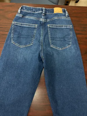 American Eagle Stretch Mom Jean Size 000 Short thumbnail 4