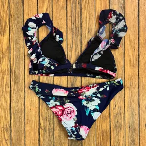 Cupshe Floral‎ Ruffle Bikini Swimsuit Two Piece Bathing Suit Medium thumbnail 11