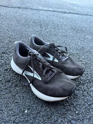Brooks Revel Women’s Running Shoes Gray White Size 7 Medium B thumbnail 2