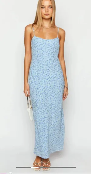 Beginning Boutique Renesmee Blue Floral Print Maxi Dress thumbnail 1
