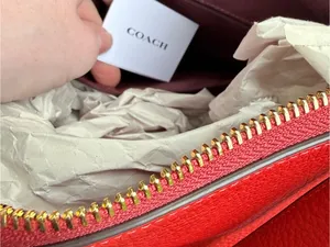 Authentic Coach Val Duffle Bag in Red Pebbled Leather Crossbody Shoulder Bag thumbnail 3