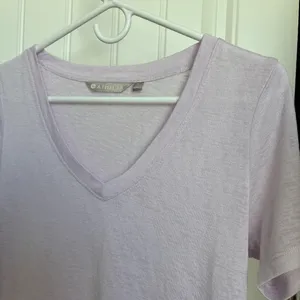 Athleta Purple Relaxed Fit Short Sleeve Tee thumbnail 3
