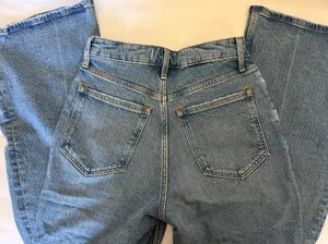 Abercrombie Curve Love High Rise Vintage Flare Jeans thumbnail 6