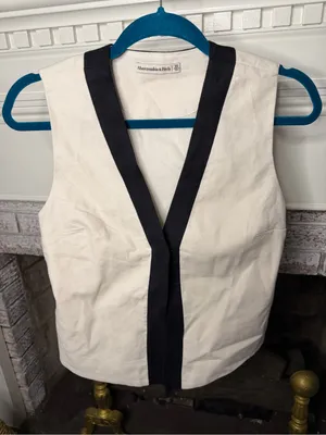 Abercrombie XS Ivory Black Contrast Tailored Vest thumbnail 1