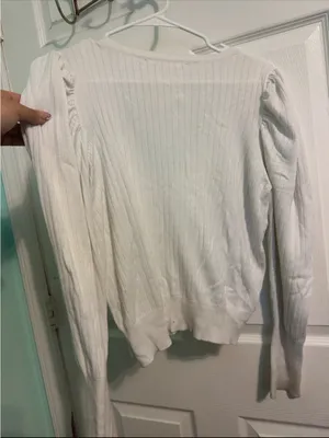 Ribbed V-Neck Button Front Cardigan in Cream thumbnail 4