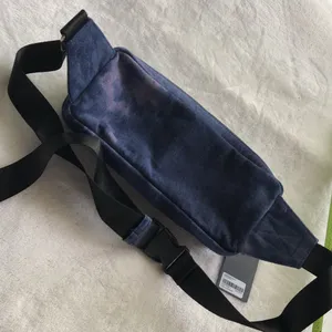 Forever21 hand/shoulder/waist Fanny bag thumbnail 8