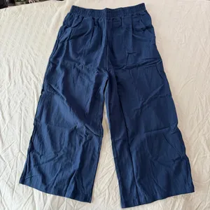 Women's 2 Piece Navy Blue Gauze Linen Like Top and Wide Leg Capri Pants Size M thumbnail 6