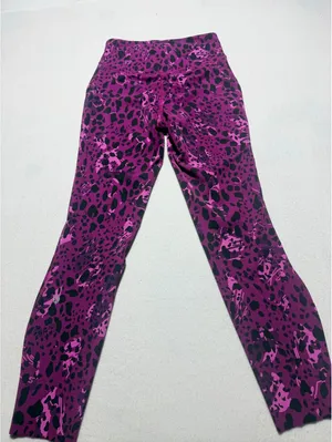 Lululemon Purple Leopard Print Leggings Size 4 thumbnail 6