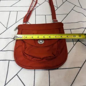 Baggallini‎ Crossbody Bag Small Orange Nylon Turn-Lock Pocket Adjustable Strap thumbnail 3