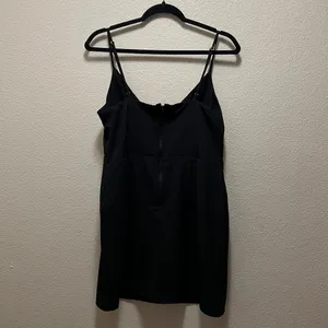 Abercrombie & Fitch Black Mini Cocktail Sleveless KeyHole Cut Out Dress Sz Large thumbnail 5