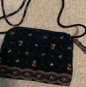 Vera Bradley Purse thumbnail 2