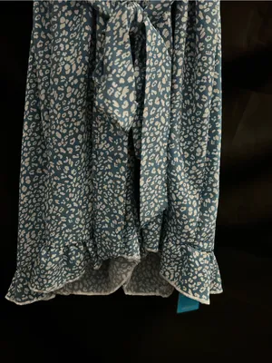 Cupshe Women’s Sleeveless Blue & White Floral Printed Tie-Waist Romper MD NWT thumbnail 9