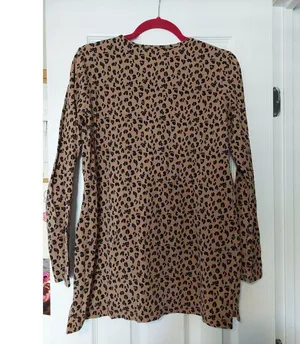 Marleylilly Womens Leopard Print Long-Sleeve Top Medium thumbnail 3