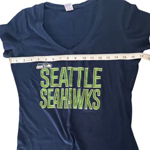 Seattle Seahawks women’s top size small Blue thumbnail 4