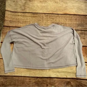 Urban Outfitters OU Out From Under Light Purple VNeck cropped Sweater Size Large thumbnail 3