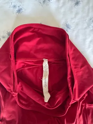 Red Lululemon Leggings thumbnail 3