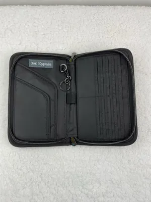 Lug Zeppelin RFID Travel Organizer Black Wallet thumbnail 4