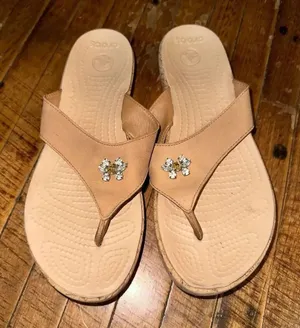 Crocs rubber washable faux cork ortho tan 7 wedge sandals thumbnail 1