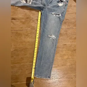 American Eagle Distressed Blue Jeans, size 8 thumbnail 6