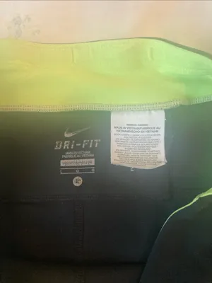 Nike womens Capri workout bottoms thumbnail 8