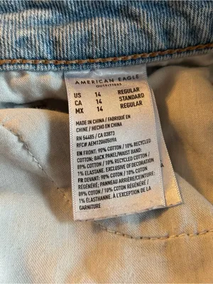 American Eagle Strigid light wash high rise straight fit distressed jeans 14 thumbnail 5