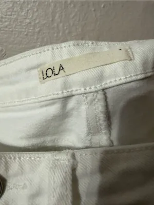 Lola Made with love White High-Rise Straight Jeans size 6 thumbnail 4