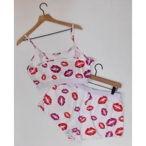 NEW!! HOT LIPS Lipstick Kiss Cropped Loungewear Two Piece Set Top Shorts XXL 2XL thumbnail 6