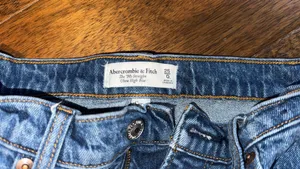 Jeans thumbnail 2