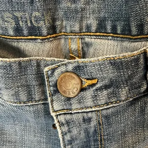 J. Crew Y2K Jeans Women's 27 Blue Denim Matchstick Stretch Mid/low Rise Straight thumbnail 3