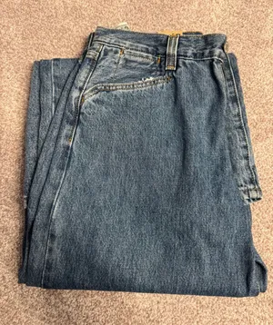 Baggy Wide-Leg Levi’s 94 Jeans thumbnail 1