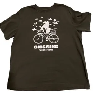 Nike Bike Nike Women’s Earth Day T Shirt White Graphic Boyfriend Tee Sz M thumbnail 3