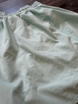 Women's Lululemon Light Mint Hottie Hot Shorts with liner/pocket size 6 Tall thumbnail 5