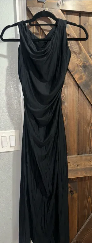 Women’s cute Black Dress Size Small thumbnail 1