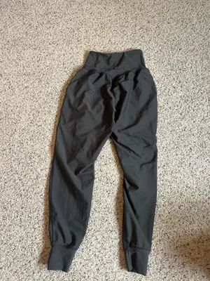 old navy joggers  thumbnail 3