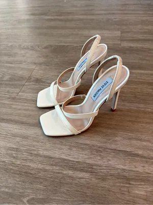Steve Madden White Slingback High Heel Sandals in Grade White, Size 5.5 thumbnail 2