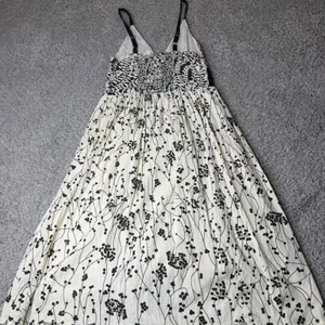 Cassies Black Cream Floral Cotton Maxi Dress Empire Waist Smocked Back Womens M thumbnail 2
